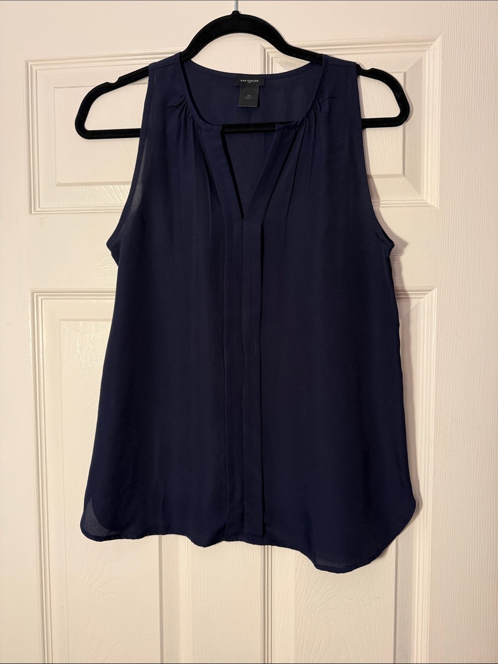 Ann Taylor Navy Sleeveless Pleated Front Tank
